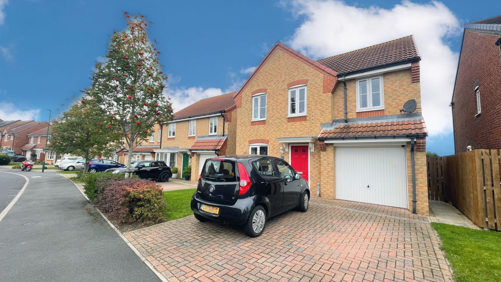 Edgehill Gardens, Brotton, TS12 2BZ Leapfrog Lettings and Sales