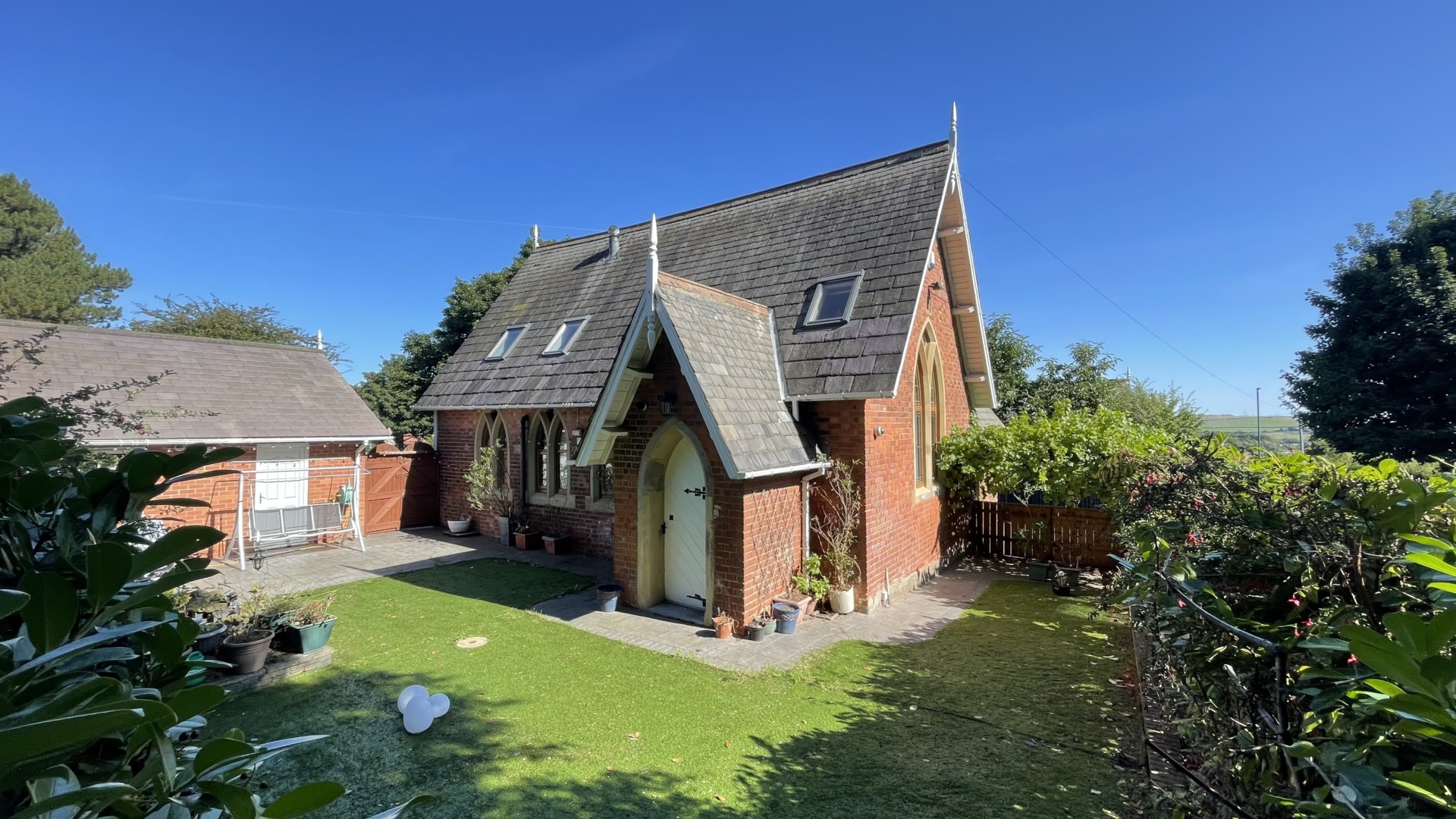 North Chapel House, Stanghow Road, Skelton. TS12 2AB Leapfrog Lettings and Sales