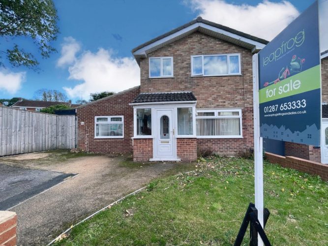 Poplar Grove, Brotton, TS12 2UX