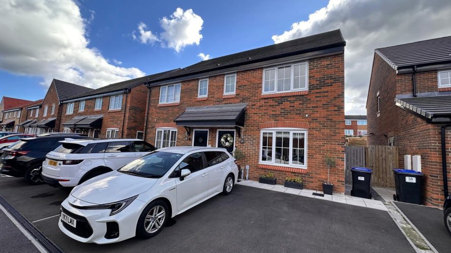 Eskdale Gardens, Skelton, TS12 2ZX