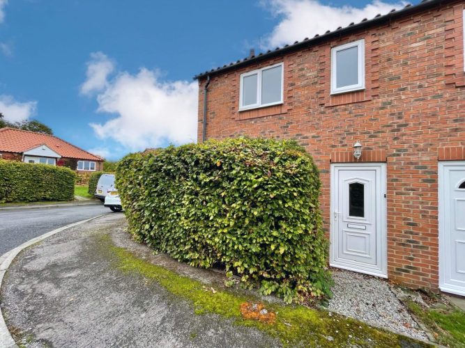 Sunnyfield Gardens, Easington, TS13 4NZ