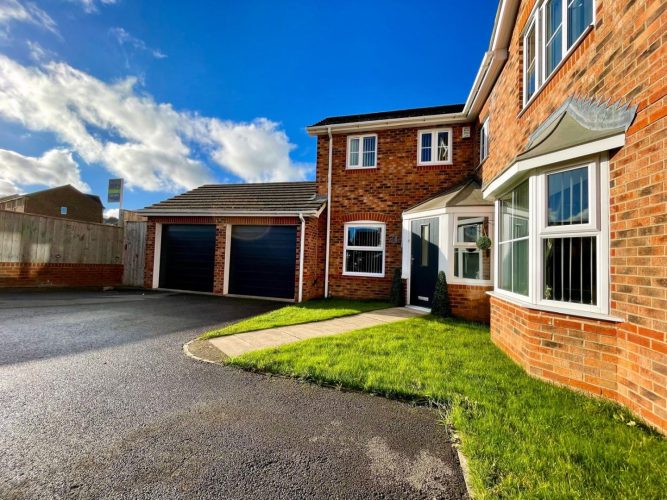 Torver Way, Skelton, Cleveland, TS12 2WQ