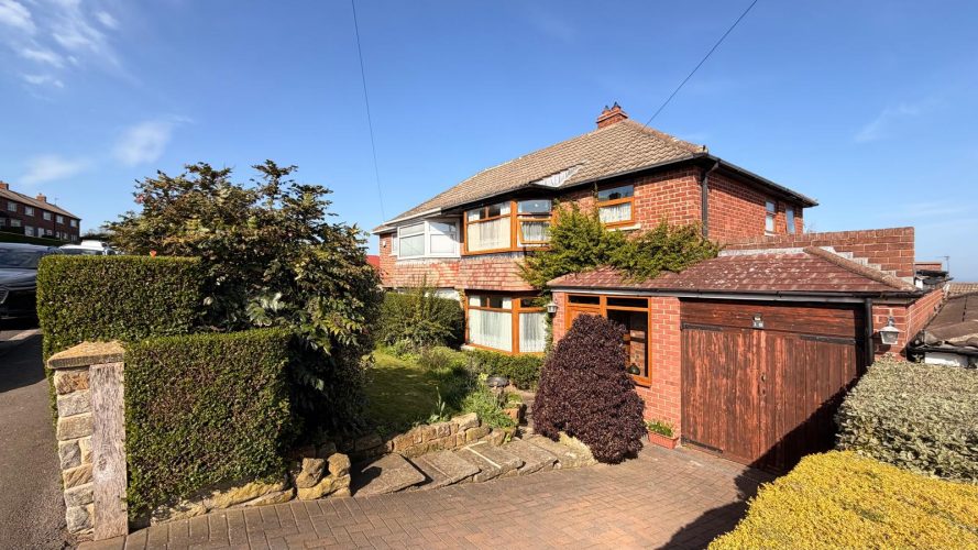 Cheviot Drive, Skelton, TS12 2JD