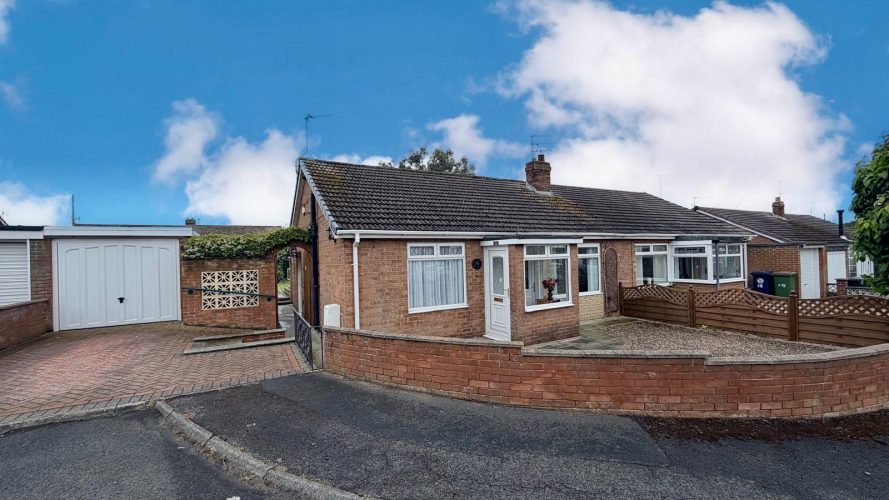 Millholme Drive, Brotton, TS12 2UR