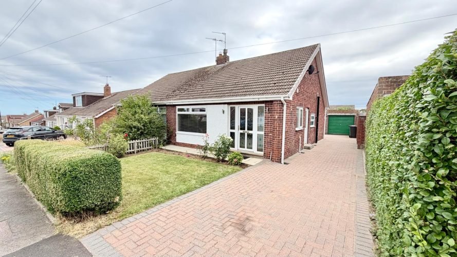 Waveney Grove, Skelton, Cleveland TS12 2LS