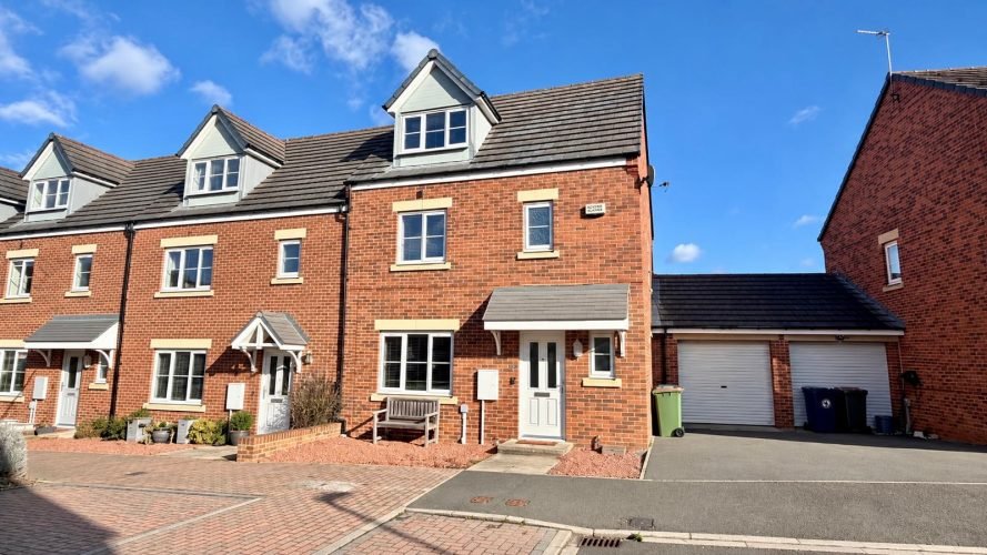 Hylton Avenue, Skelton, TS12 2EP
