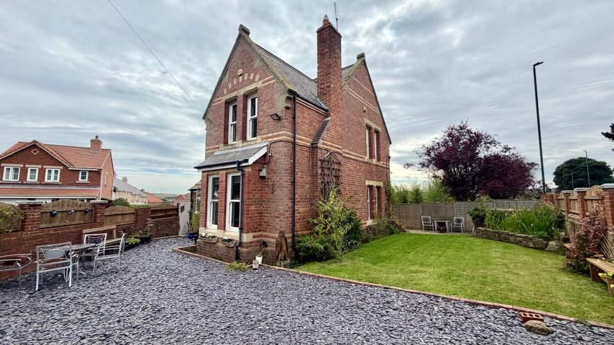 Stanghow Road, Skelton, TS12 2AB